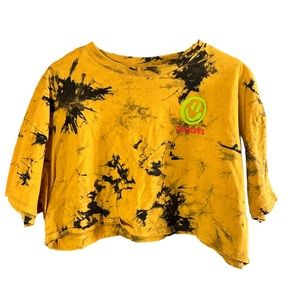 Black and orange Zumiez cropped graphic tee